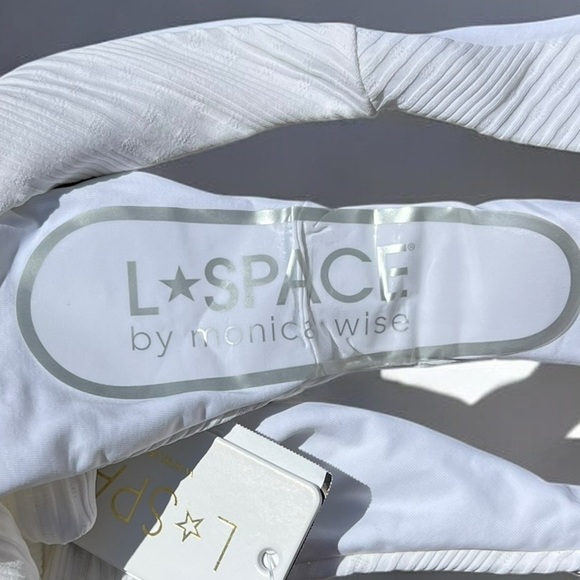 🌻NEW w.tag L*Space White Pointelle Ribbed Cabana Bitsy Bikini Bottom Size L $88 - Picture 7 of 10